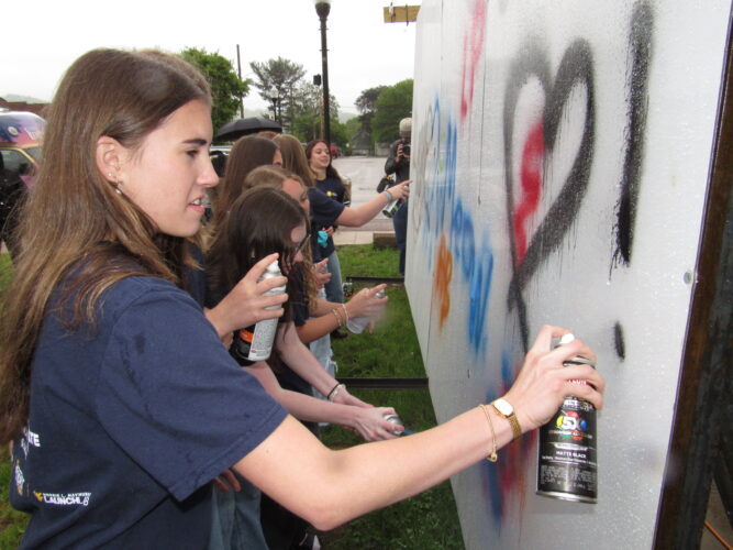 Graffiti Boards Now Open For Artwork In Moundsville